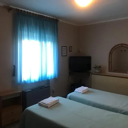 Odec Otel Altopascio